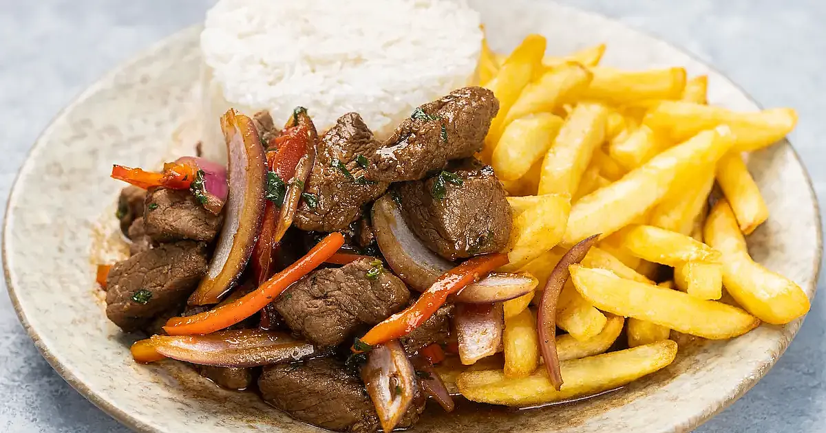 Restaurantes Bom Prato da Baixada e do ABC servem almoço especial de Ano Novo por R$ 1