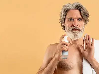 Quantos banhos por semana são ideais para idosos após 60 anos?