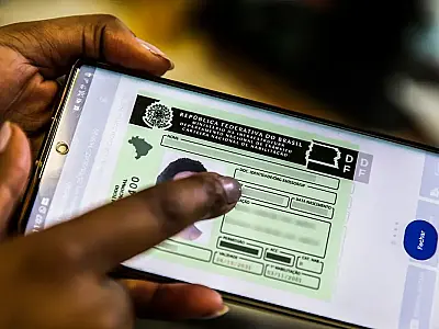 Os novos pedidos de CNH quadruplicaram em janeiro de 2026 graças ao programa CNH do Brasil, que reduz custos em até 80% e simplifica processos para milhões de brasileiros.