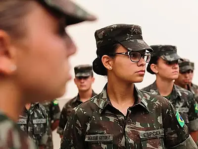 Mais de 260 mil jovens disputam vagas no Exército Brasileiro.
