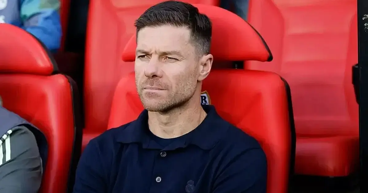 Real Madrid demite Xabi Alonso e promove Arbeloa do time B