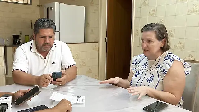 Casal de São Carlos lembra transtornos com venda de veículo com problemas.