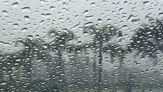 Ciclone extratropical deixa parte do Brasil em alerta para temporais e vendavais.