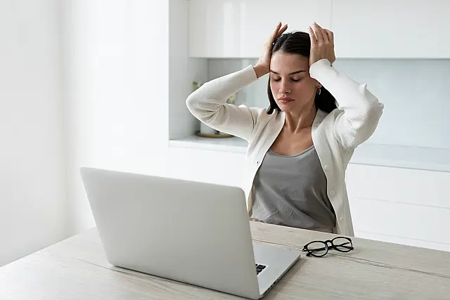 Estresse no trabalho? Técnica de respiração acalma em minutos