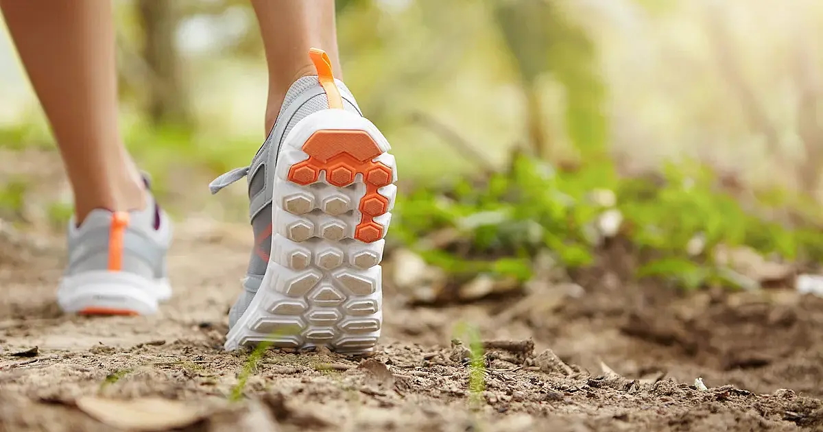 Caminhada ininterrupta de 30 minutos substitui academia com eficácia comprovada