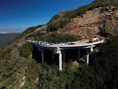 Rodovia que está sendo construída na região da Serra da Rocinha.