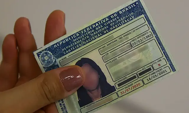 Carteira Nacional de Habilitação.