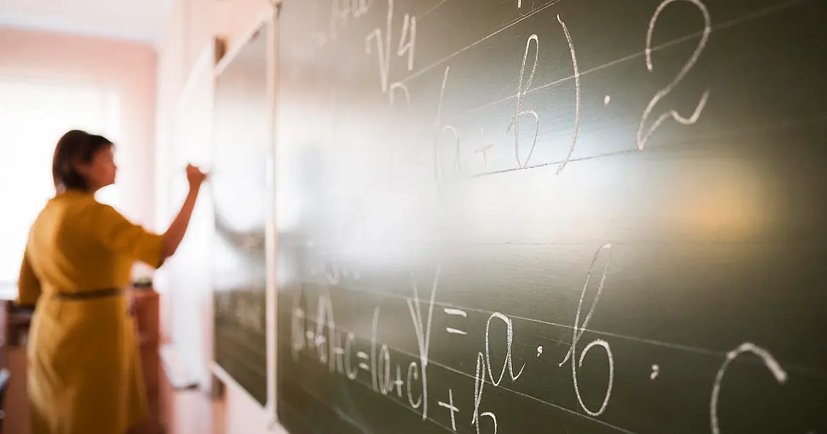 Calendário escolar 2026: aulas em fevereiro e fim do recesso longo