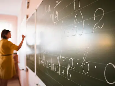 Calendário escolar 2026 marca volta às aulas em fevereiro em todo o Brasil.