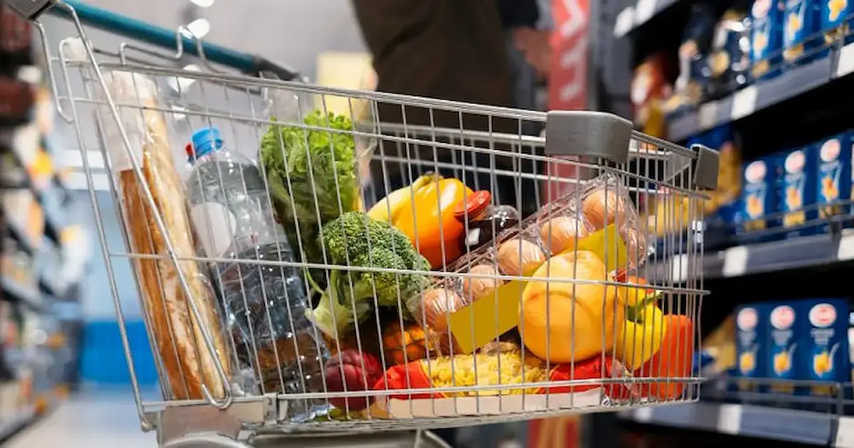 Nova lei obriga supermercados a oferecer carrinhos adaptados em MS