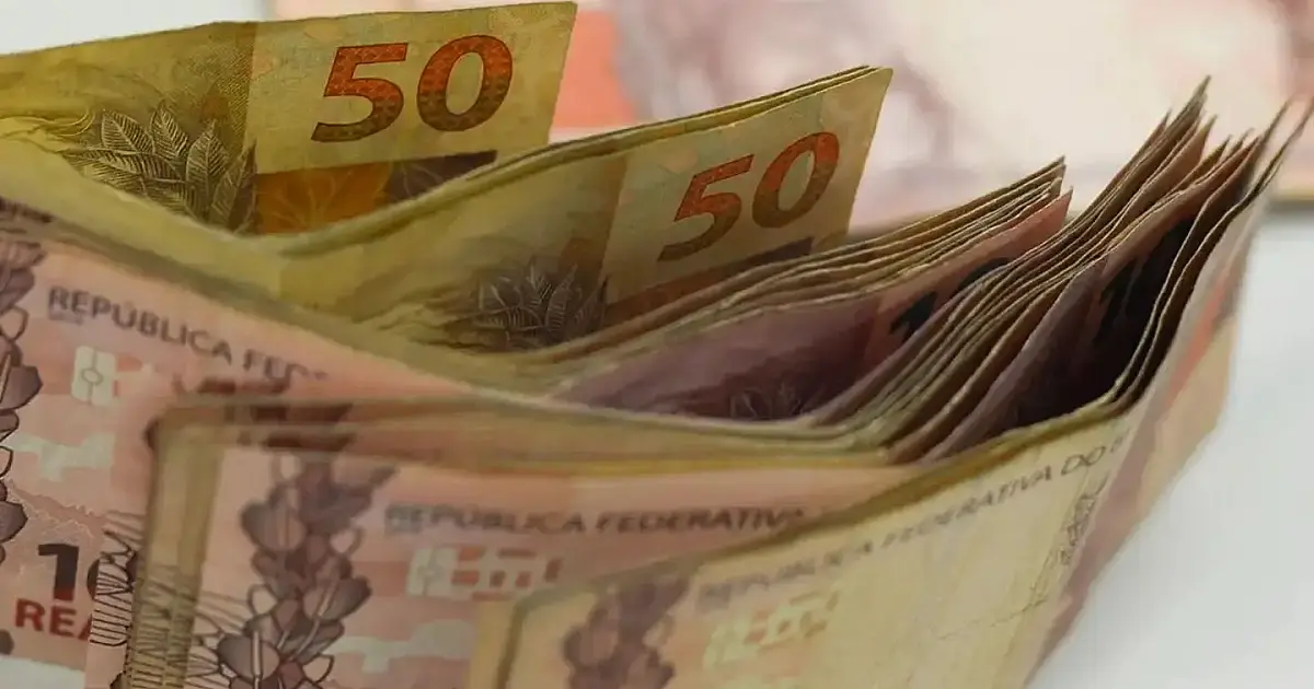 Salário mínimo de 2026 entra em vigor com reajuste menor que o previsto