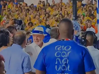 Audiência da Globo no desfile da Acadêmicos de Niterói com homenagem a Lula registra 11 pontos na prévia em SP