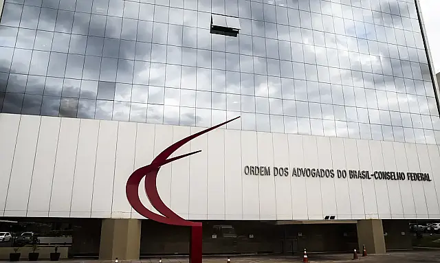 A OAB cobra o fim do inquérito das fake news no STF, aberto em 2019, por falta de delimitação temporal e escopo expansivo.