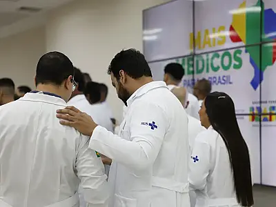 Faculdades de medicina vinculadas ao Mais Médicos podem aderir ao Bolsa Permanência até 13 de fevereiro.