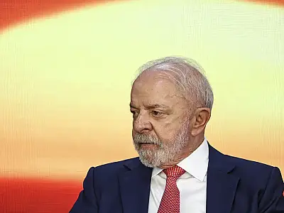 Presidente Lula viaja à Índia para cúpula de inteligência artificial e encontro com Modi.