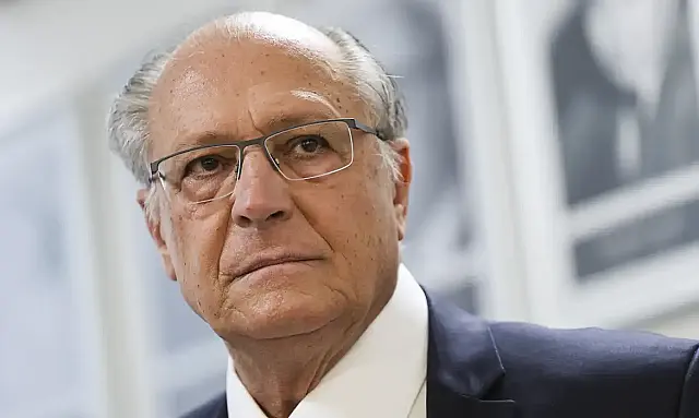 Geraldo Alckmin, vice-presidente e ministro do Mdic, rejeita quebra de patentes de canetas emagrecedoras.
