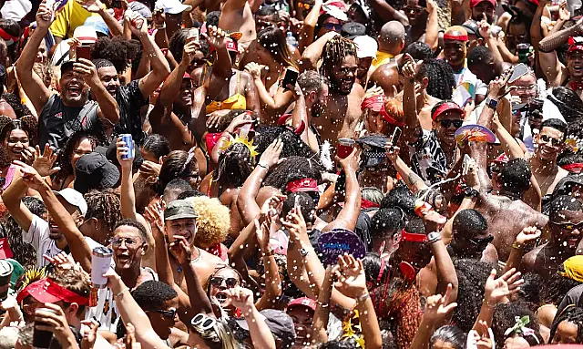 Os Bailes da Cinelândia prometem animar o carnaval no Rio de Janeiro.