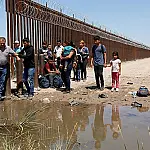 Quase 8 mil mortes em rotas migratórias em 2025 expõem falhas de resgate e ampliam pressão por vias legais