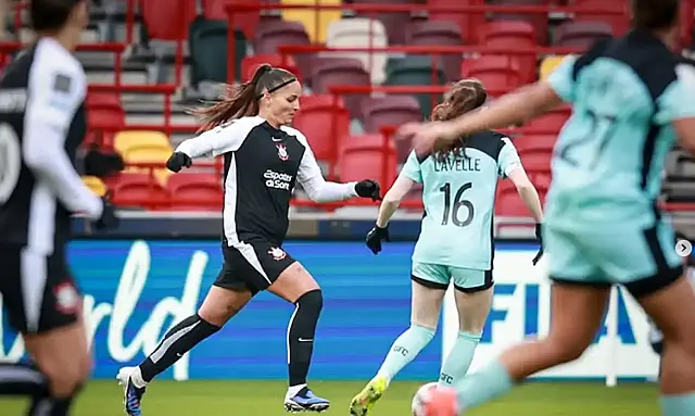 Corinthians e Arsenal decidem a Copa das Campeãs da FIFA, primeiro Mundial de Clubes Feminino.