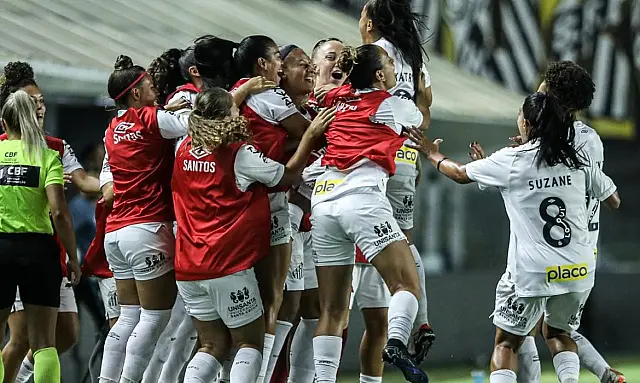 Primeira rodada do Brasileirão Feminino 2026 termina com vitórias de Santos e São Paulo sobre gaúchas.