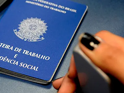 O adiamento da Portaria 3.665/2023 mantém temporariamente as regras atuais para trabalho em feriados no comércio e amplia negociações por 90 dias.