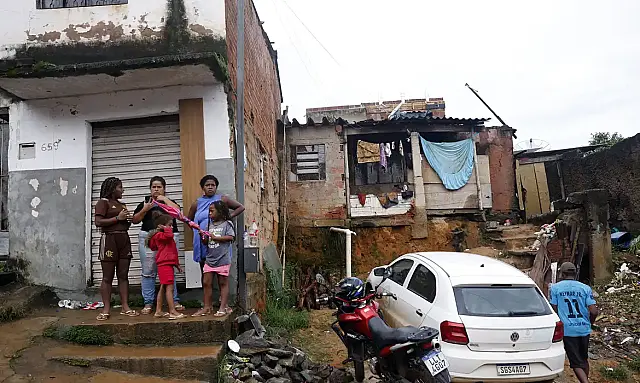 Os temporais em Juiz de Fora e Ubá acumularam volumes recordes de chuva, resultando em 36 mortes, buscas por desaparecidos e estado de calamidade pública na região.