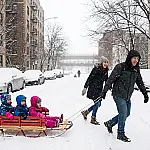 Forte tempestade de inverno fecha escolas e paralisa nordeste dos EUA nesta segunda-feira