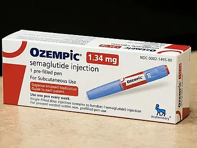 Canetas emagrecedoras como Ozempic e Mounjaro estão no centro de alerta do Reino Unido.