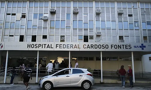 Presidente Lula entrega Centro de Emergência Regional no Hospital Federal Cardoso Fontes, no Rio.