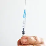 Pesquisa revela que metade dos adolescentes brasileiros segue desprotegida contra HPV e alerta para risco de cânceres