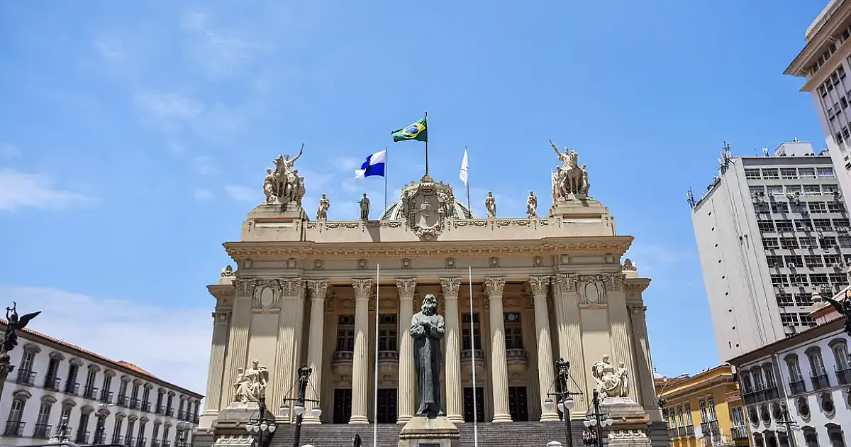 Ferros-velhos poderão ser interditados e até fechados no Rio por comercialização de fios de cobre roubados