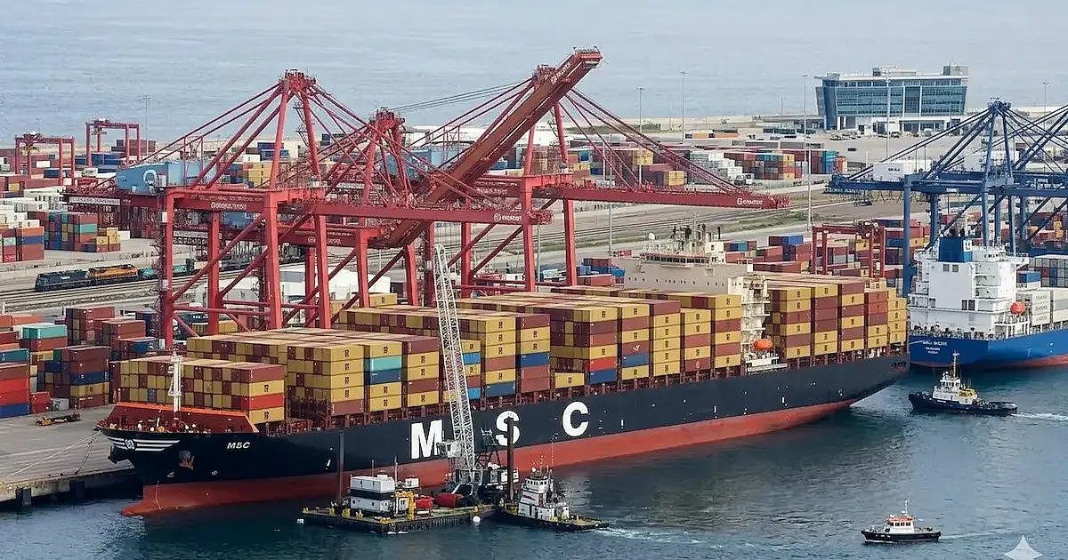 Trump avalia flexibilizar lei marítima para tentar conter alta dos combustíveis nos Estados Unidos em meio à guerra com o Irã