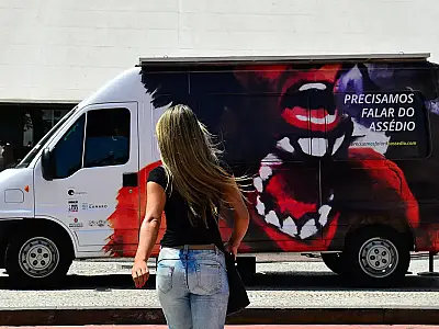 Assédio no trabalho afeta milhares de brasileiros.