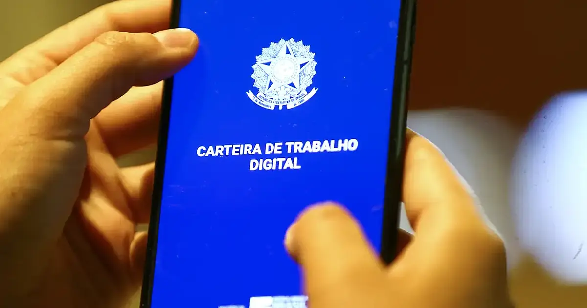 Taxa de desemprego fica em 5,4% no trimestre encerrado em janeiro de 2026, menor nível histórico desde 2012