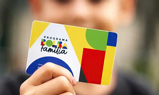 A Caixa paga nesta segunda-feira (30) o Bolsa Família para beneficiários com NIS de final 9.