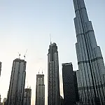 Emirados Árabes Unidos fecham espaço aéreo em medida de precaução após ameaças de mísseis e drones do Irã