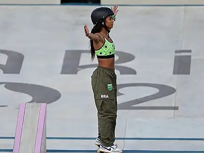 Rayssa Leal garante vaga na final do Mundial de skate street e busca tricampeonato em São Paulo