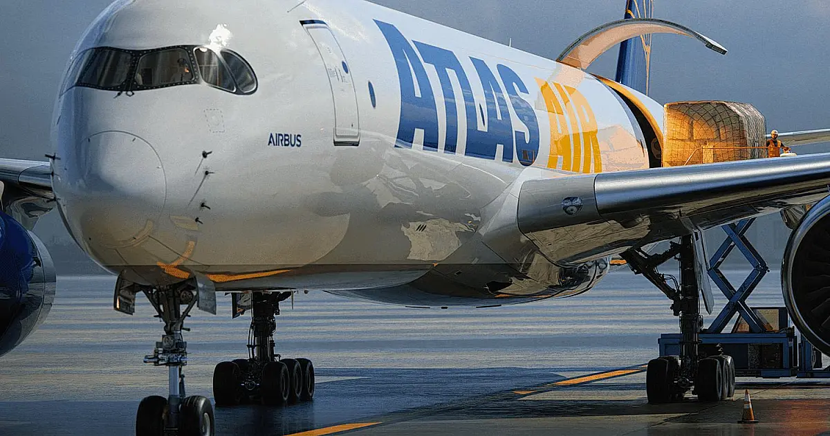 Atlas Air encomenda 20 cargueiros Airbus A350F e rompe dependência histórica da Boeing na expansão da frota