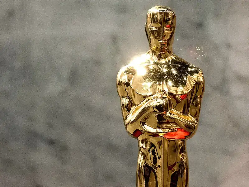 Oscar 2026 movimenta o Brasil com transmissão na TV e streaming e expectativa por O Agente Secreto