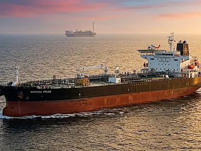 Marinha dos EUA se prepara para escoltar petroleiros no Estreito de Ormuz após bloqueio iraniano