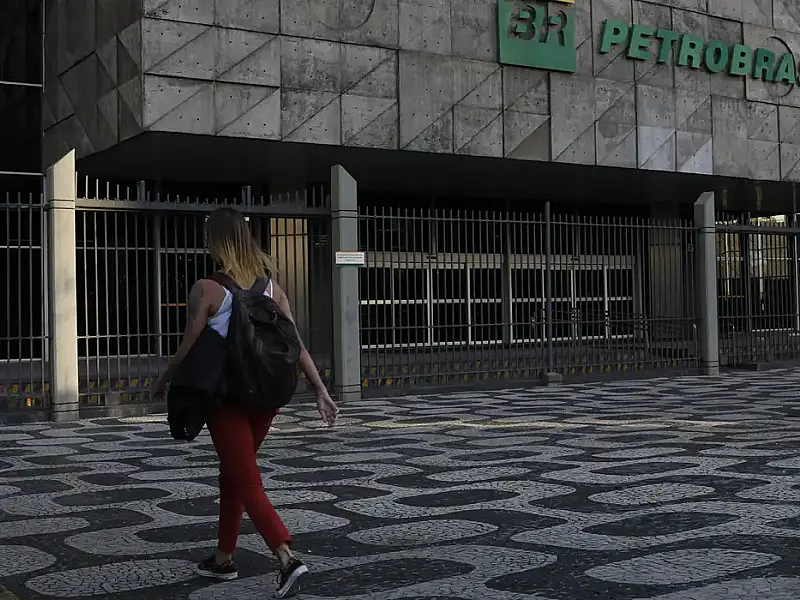 Petrobras afirma poder mitigar impacto da alta do petróleo no Brasil em meio à guerra no Irã
