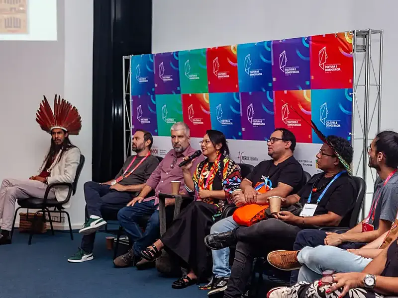 Projeto Encontro com Arariboia reúne lideranças indígenas em Niterói para debates, arte e memória ancestral