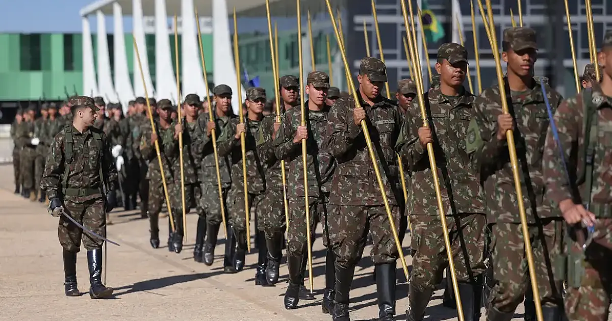 Ministério da Defesa fixa cotas para negros, indígenas e quilombolas em formação militar