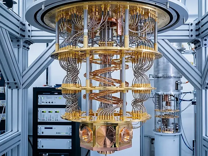 Microsoft atinge temperatura recorde em computador quântico, mais fria que o vácuo do universo