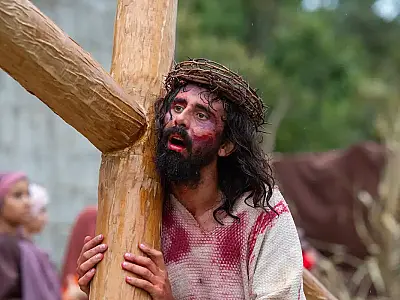 Abril de 2026: feriados da Semana Santa, campanhas de saúde e datas históricas que marcam o mês no Brasil