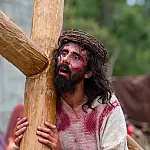 Abril de 2026: feriados da Semana Santa, campanhas de saúde e datas históricas que marcam o mês no Brasil