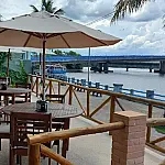 Novo restaurante na Praia do Sonho: Taquarú une frutos do mar e vista deslumbrante em Itanhaém