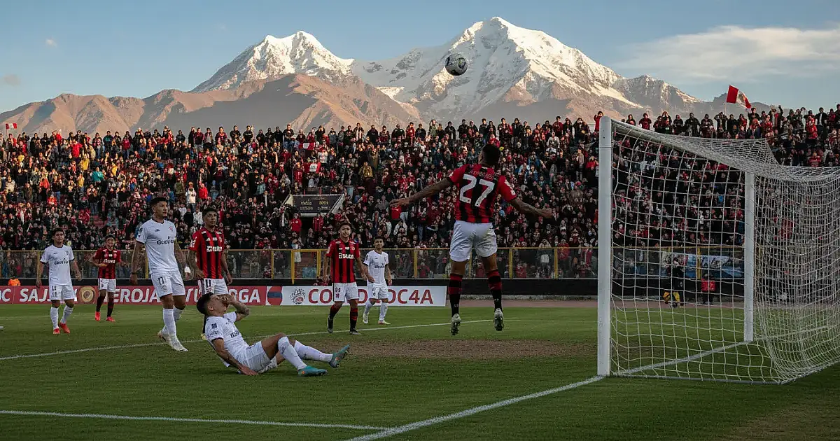 Flamengo vence a altitude e estreia com autoridade na Libertadores 2026