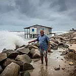 Ilha Comprida sob ameaça: o avanço do mar que está 'devorando' o paraíso paulista