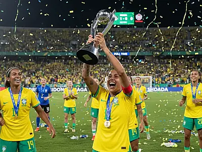 Jogadoras da Seleção Brasileira comemoram título do FIFA Series na Arena Pantanal.